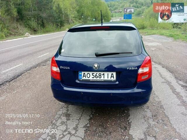 Синий Шкода Фабия, объемом двигателя 1.6 л и пробегом 308 тыс. км за 5900 $, фото 15 на Automoto.ua