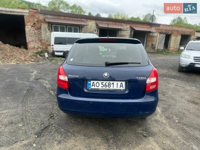 Синий Шкода Фабия, объемом двигателя 1.6 л и пробегом 308 тыс. км за 5900 $, фото 6 на Automoto.ua