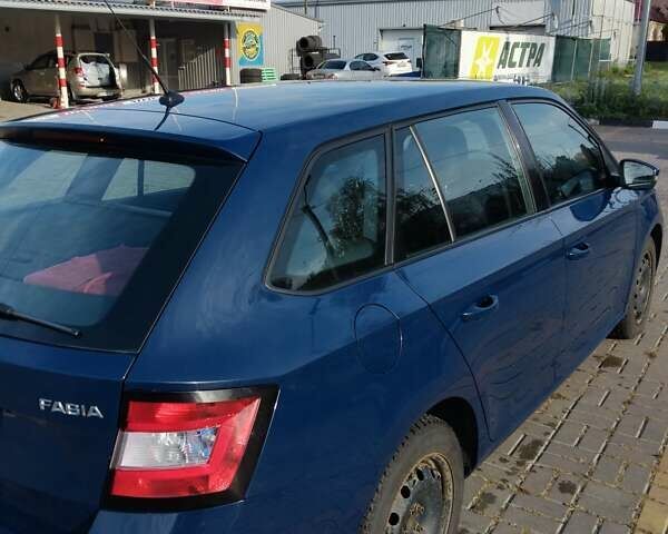 Шкода Фабия 2015 в Харькове на Automoto.ua Синий Шкода Фабия, объемом двигателя 1.4 л и пробегом 285 тыс. км за 7500 $, фото 7 на Automoto.ua