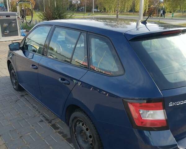 Шкода Фабия 2015 в Харькове на Automoto.ua Синий Шкода Фабия, объемом двигателя 1.4 л и пробегом 285 тыс. км за 7500 $, фото 6 на Automoto.ua