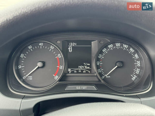 Синий Шкода Фабия, объемом двигателя 1.2 л и пробегом 140 тыс. км за 7800 $, фото 18 на Automoto.ua