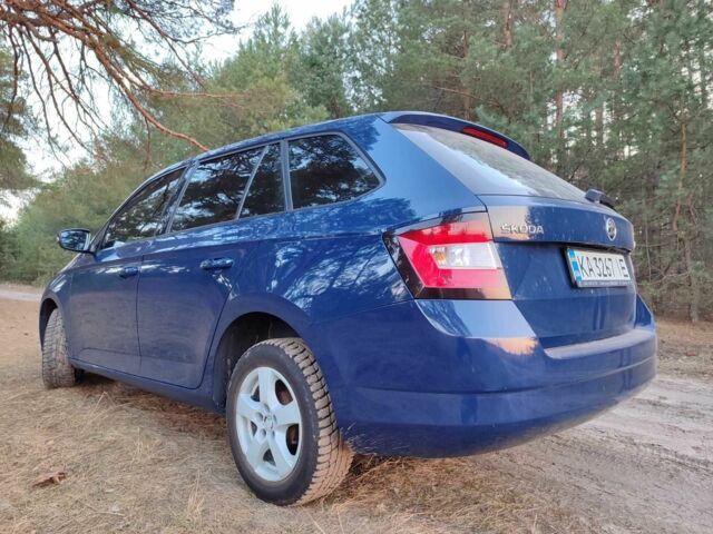 Синий Шкода Фабия, объемом двигателя 1.2 л и пробегом 189 тыс. км за 6650 $, фото 4 на Automoto.ua