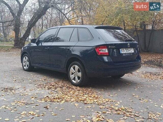 Синий Шкода Фабия, объемом двигателя 1.2 л и пробегом 128 тыс. км за 6999 $, фото 2 на Automoto.ua