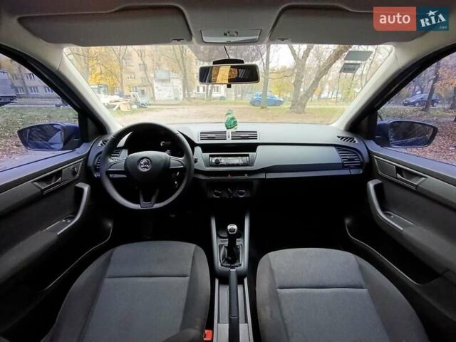 Синий Шкода Фабия, объемом двигателя 1.2 л и пробегом 128 тыс. км за 6999 $, фото 14 на Automoto.ua