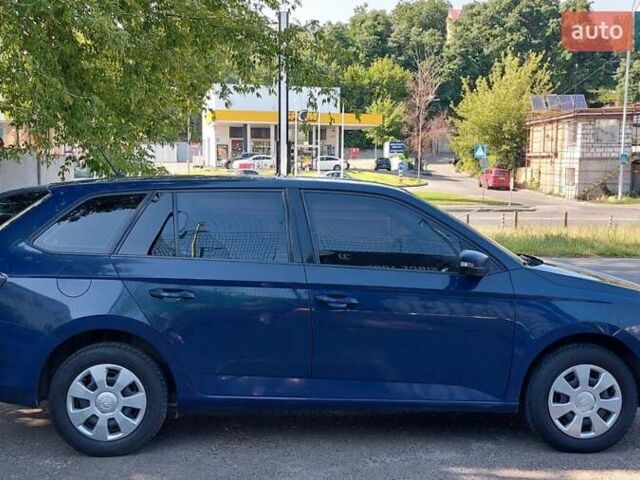 Синій Шкода Фабія, об'ємом двигуна 1.2 л та пробігом 198 тис. км за 6399 $, фото 8 на Automoto.ua