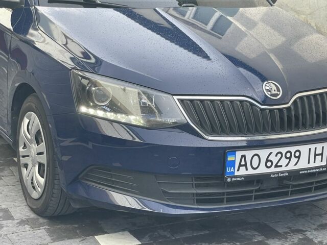 Синій Шкода Фабія, об'ємом двигуна 1.4 л та пробігом 315 тис. км за 7500 $, фото 2 на Automoto.ua