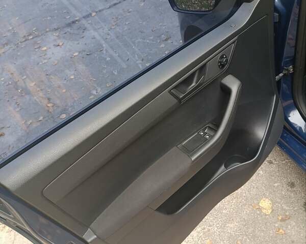 Синий Шкода Фабия, объемом двигателя 1.2 л и пробегом 128 тыс. км за 6999 $, фото 9 на Automoto.ua