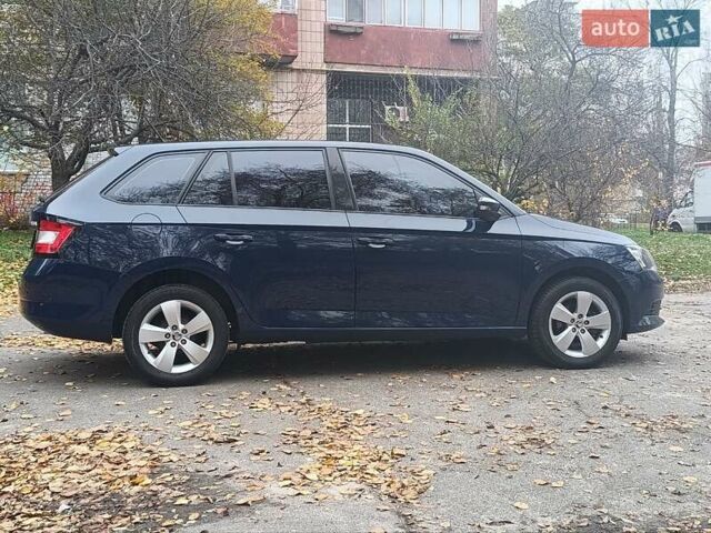 Синий Шкода Фабия, объемом двигателя 1.2 л и пробегом 128 тыс. км за 6999 $, фото 5 на Automoto.ua