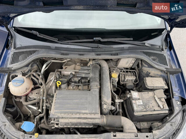 Синий Шкода Фабия, объемом двигателя 1.2 л и пробегом 140 тыс. км за 7800 $, фото 22 на Automoto.ua