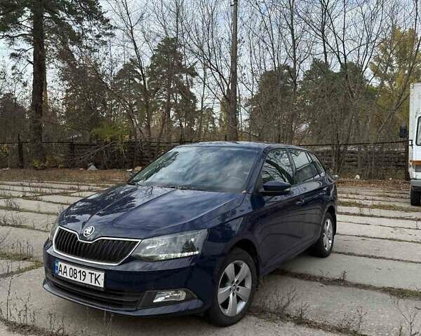 Синій Шкода Фабія, об'ємом двигуна 1 л та пробігом 115 тис. км за 7600 $, фото 3 на Automoto.ua