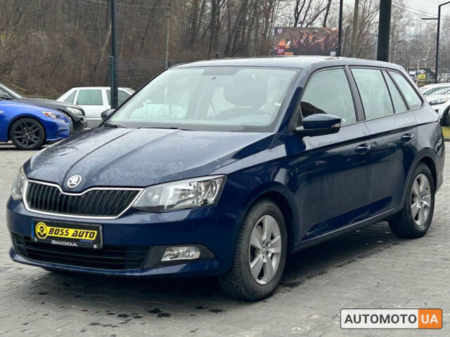 Синий Шкода Фабия, объемом двигателя 1.4 л и пробегом 237 тыс. км за 9300 $, фото 2 на Automoto.ua