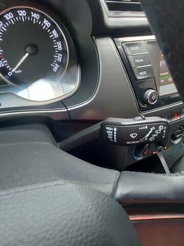 Синий Шкода Фабия, объемом двигателя 1 л и пробегом 85 тыс. км за 8500 $, фото 25 на Automoto.ua