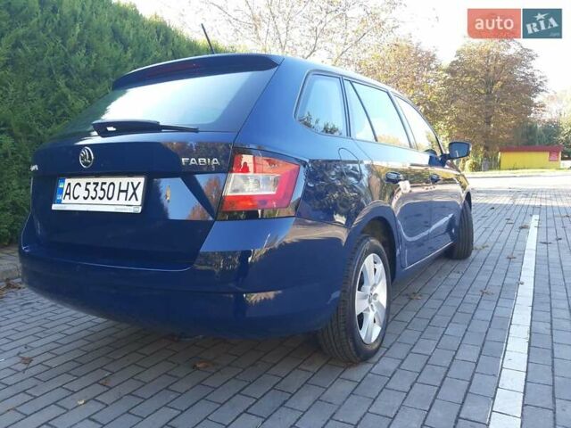 Синий Шкода Фабия, объемом двигателя 1.4 л и пробегом 263 тыс. км за 9200 $, фото 3 на Automoto.ua