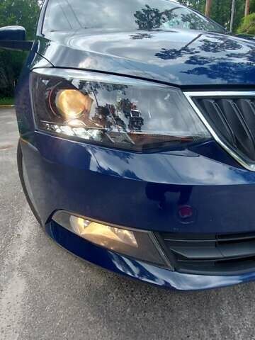 Синий Шкода Фабия, объемом двигателя 1 л и пробегом 85 тыс. км за 8500 $, фото 17 на Automoto.ua