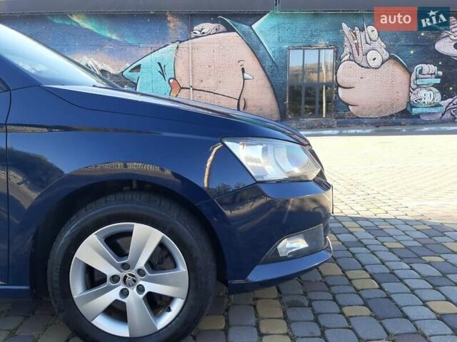 Синий Шкода Фабия, объемом двигателя 1.4 л и пробегом 263 тыс. км за 9200 $, фото 15 на Automoto.ua
