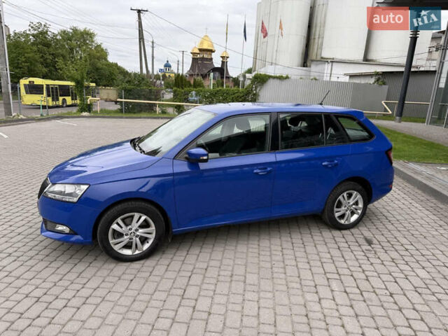 Синий Шкода Фабия, объемом двигателя 1 л и пробегом 117 тыс. км за 9999 $, фото 4 на Automoto.ua