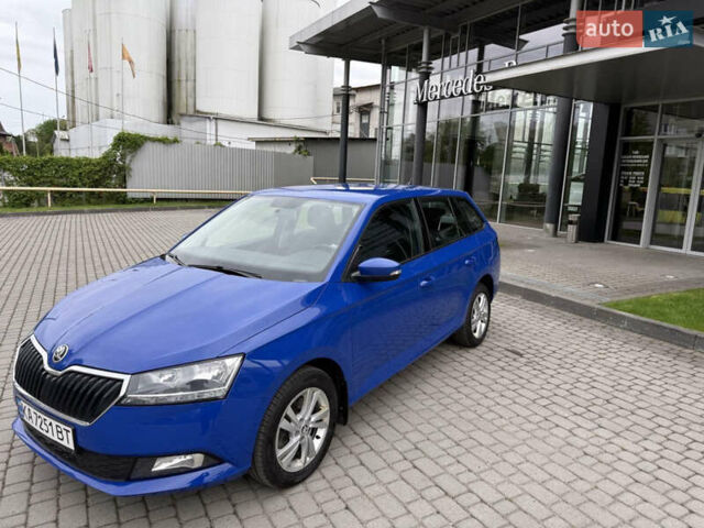 Синий Шкода Фабия, объемом двигателя 1 л и пробегом 117 тыс. км за 9999 $, фото 2 на Automoto.ua