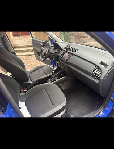 Синій Шкода Фабія, об'ємом двигуна 1 л та пробігом 51 тис. км за 11000 $, фото 6 на Automoto.ua