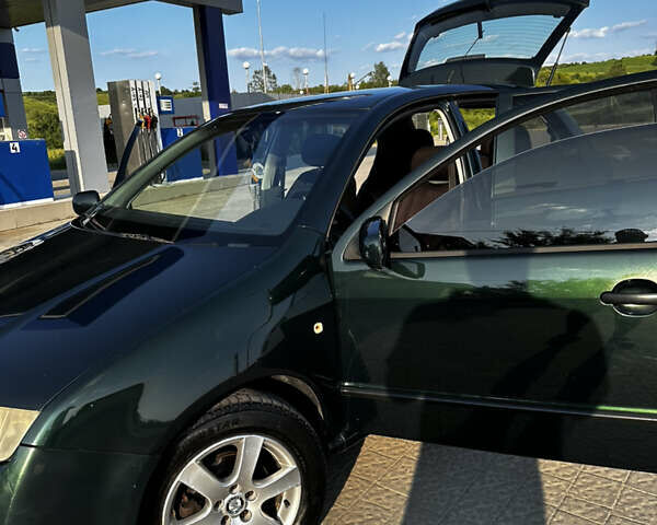 Зеленый Шкода Фабия, объемом двигателя 1.4 л и пробегом 262 тыс. км за 2350 $, фото 26 на Automoto.ua