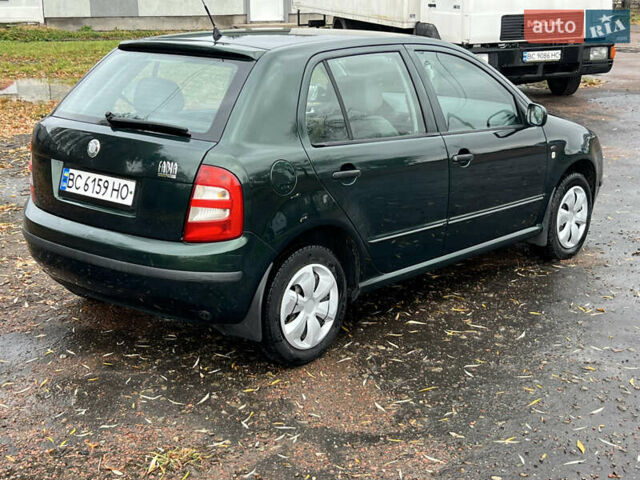 Зеленый Шкода Фабия, объемом двигателя 1.4 л и пробегом 298 тыс. км за 2950 $, фото 4 на Automoto.ua