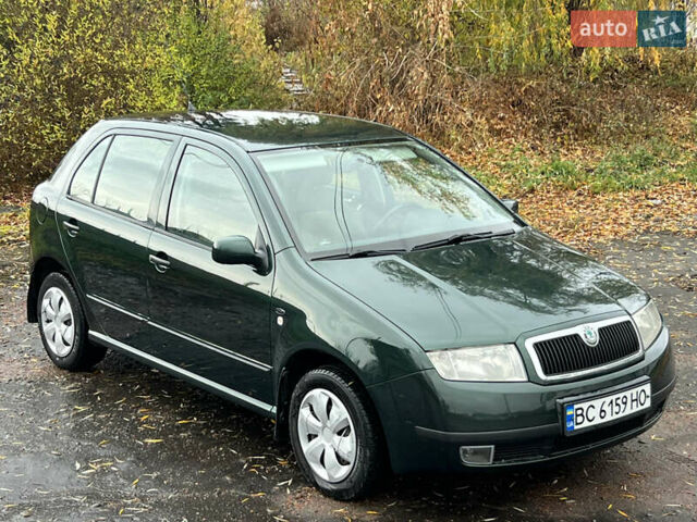 Зеленый Шкода Фабия, объемом двигателя 1.4 л и пробегом 298 тыс. км за 2950 $, фото 1 на Automoto.ua
