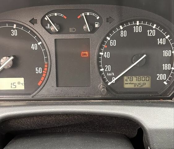 Зеленый Шкода Фабия, объемом двигателя 1.9 л и пробегом 287 тыс. км за 2000 $, фото 14 на Automoto.ua