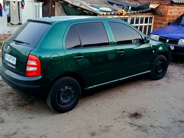Зеленый Шкода Фабия, объемом двигателя 1.4 л и пробегом 191 тыс. км за 3500 $, фото 1 на Automoto.ua