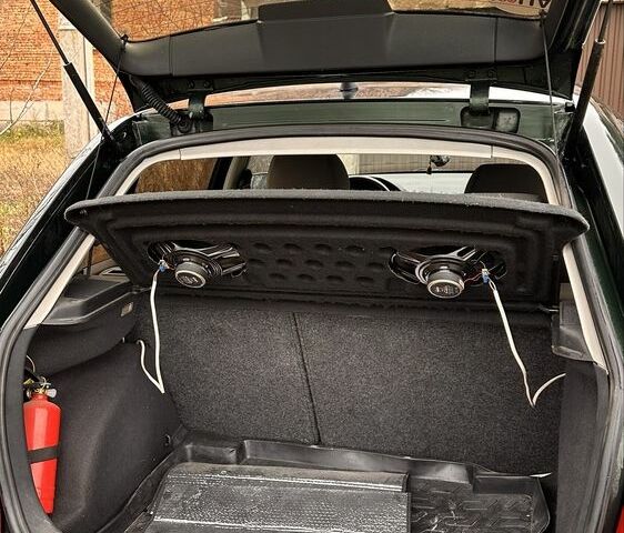 Зеленый Шкода Фабия, объемом двигателя 1.9 л и пробегом 287 тыс. км за 2000 $, фото 9 на Automoto.ua