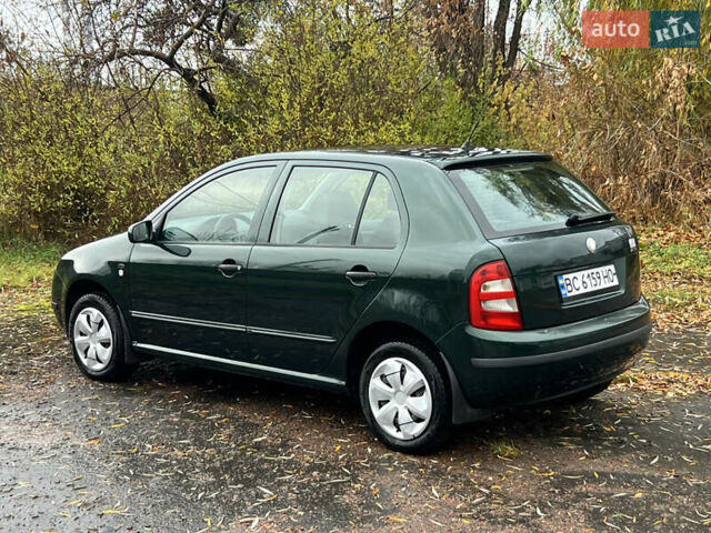 Зеленый Шкода Фабия, объемом двигателя 1.4 л и пробегом 298 тыс. км за 2950 $, фото 7 на Automoto.ua