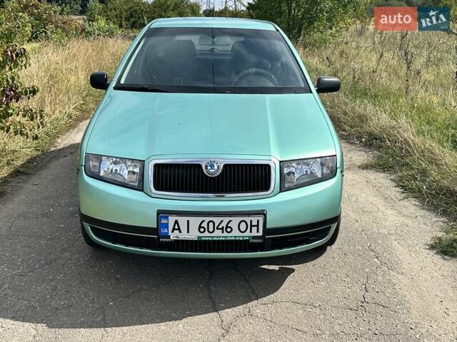 Зеленый Шкода Фабия, объемом двигателя 1.4 л и пробегом 321 тыс. км за 3500 $, фото 4 на Automoto.ua