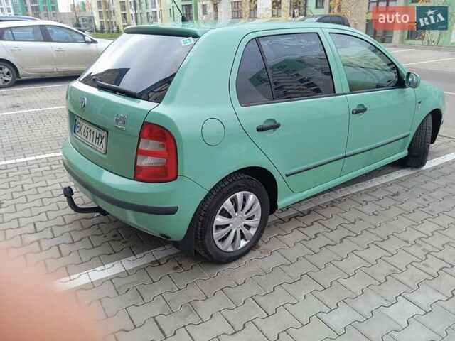 Зеленый Шкода Фабия, объемом двигателя 1.4 л и пробегом 284 тыс. км за 3150 $, фото 7 на Automoto.ua
