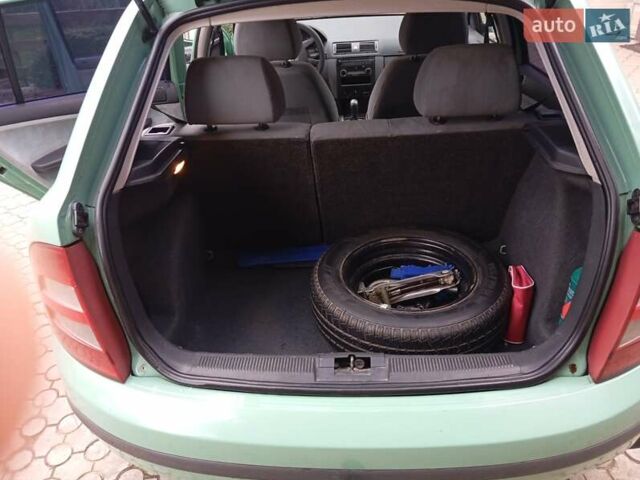 Зеленый Шкода Фабия, объемом двигателя 1.4 л и пробегом 284 тыс. км за 3150 $, фото 20 на Automoto.ua
