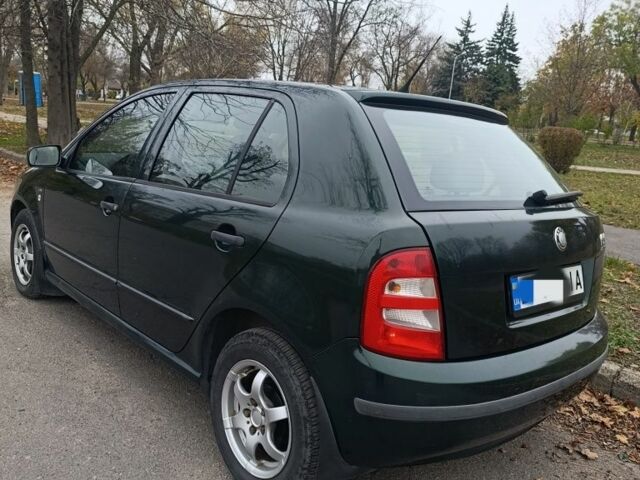 Зеленый Шкода Фабия, объемом двигателя 0 л и пробегом 175 тыс. км за 3100 $, фото 6 на Automoto.ua