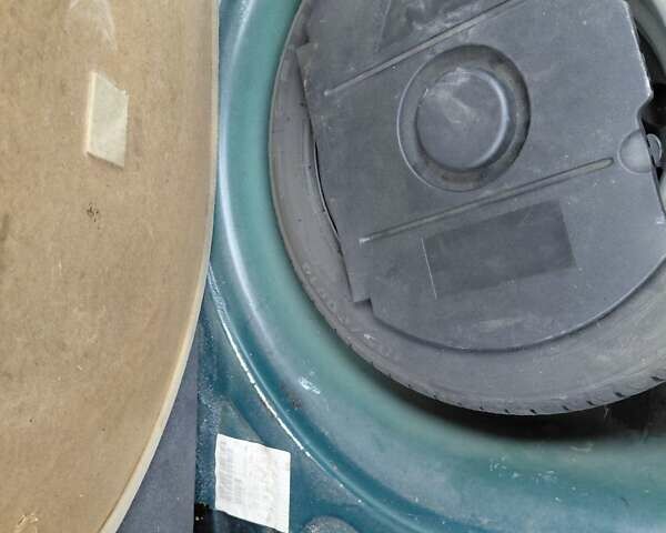 Зеленый Шкода Фабия, объемом двигателя 1.4 л и пробегом 250 тыс. км за 2450 $, фото 22 на Automoto.ua