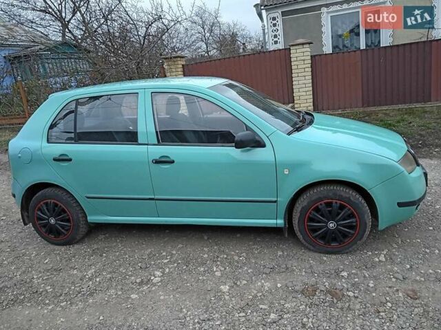 Зеленый Шкода Фабия, объемом двигателя 1.4 л и пробегом 176 тыс. км за 2800 $, фото 1 на Automoto.ua