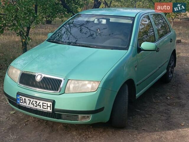 Зеленый Шкода Фабия, объемом двигателя 1.4 л и пробегом 293 тыс. км за 2400 $, фото 6 на Automoto.ua