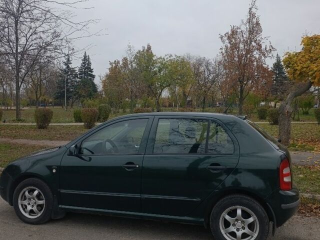 Зеленый Шкода Фабия, объемом двигателя 0 л и пробегом 175 тыс. км за 3100 $, фото 5 на Automoto.ua