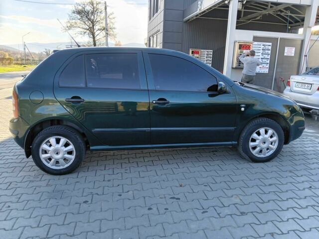 Зелений Шкода Фабія, об'ємом двигуна 1.4 л та пробігом 160 тис. км за 1550 $, фото 2 на Automoto.ua