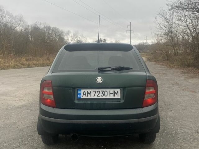 Зелений Шкода Фабія, об'ємом двигуна 1.4 л та пробігом 460 тис. км за 1800 $, фото 4 на Automoto.ua