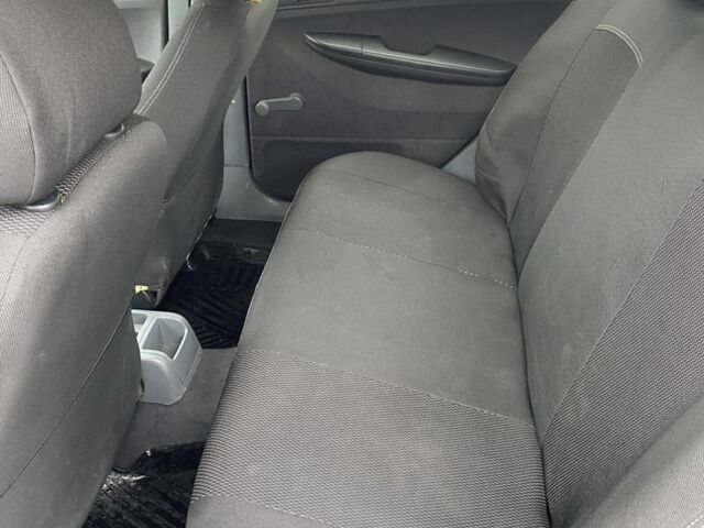 Зелений Шкода Фабія, об'ємом двигуна 1.4 л та пробігом 460 тис. км за 1800 $, фото 10 на Automoto.ua