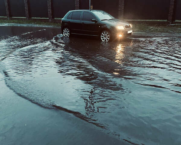 Зелений Шкода Фабія, об'ємом двигуна 1.4 л та пробігом 230 тис. км за 4100 $, фото 30 на Automoto.ua