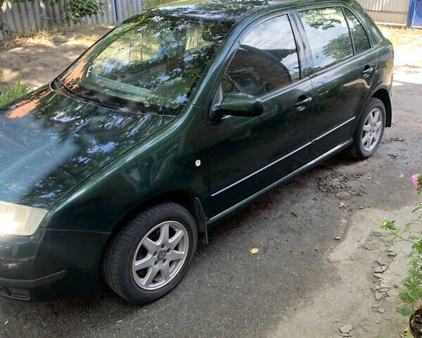 Зелений Шкода Фабія, об'ємом двигуна 1.4 л та пробігом 261 тис. км за 3800 $, фото 1 на Automoto.ua