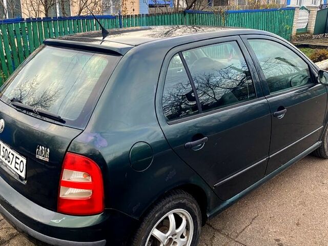 Зеленый Шкода Фабия, объемом двигателя 1.9 л и пробегом 200 тыс. км за 3000 $, фото 2 на Automoto.ua