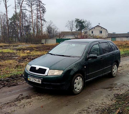Зелений Шкода Фабія, об'ємом двигуна 1.4 л та пробігом 239 тис. км за 2850 $, фото 1 на Automoto.ua