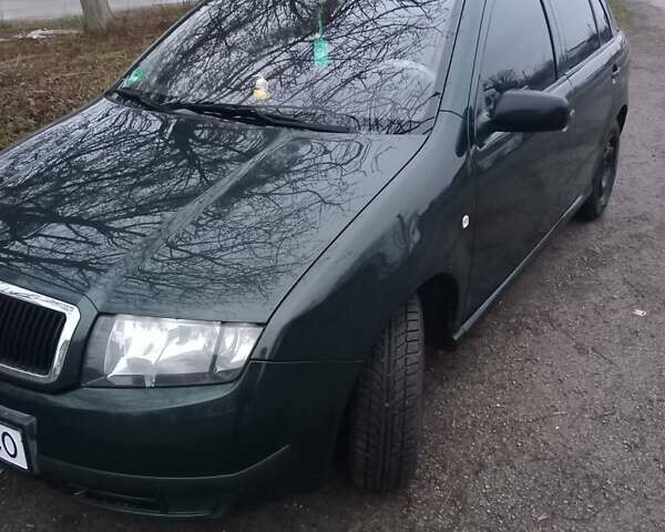 Зеленый Шкода Фабия, объемом двигателя 1.2 л и пробегом 185 тыс. км за 3250 $, фото 5 на Automoto.ua