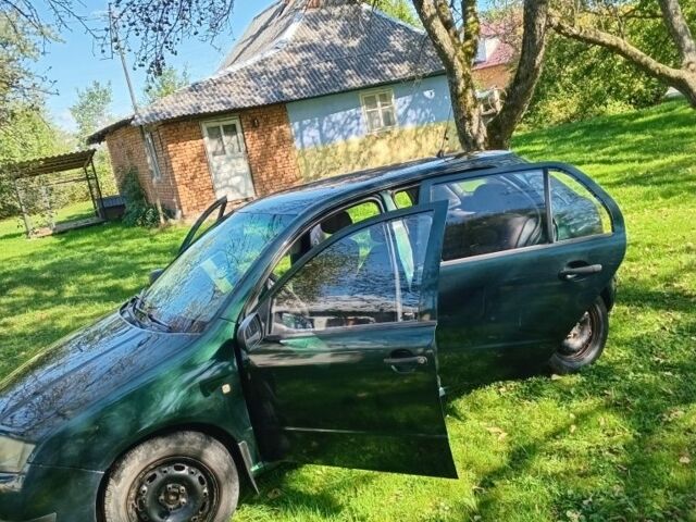 Зелений Шкода Фабія, об'ємом двигуна 1.4 л та пробігом 278 тис. км за 3100 $, фото 2 на Automoto.ua