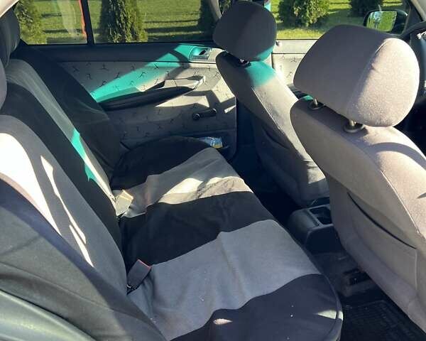 Зеленый Шкода Фабия, объемом двигателя 1.39 л и пробегом 200 тыс. км за 3400 $, фото 7 на Automoto.ua