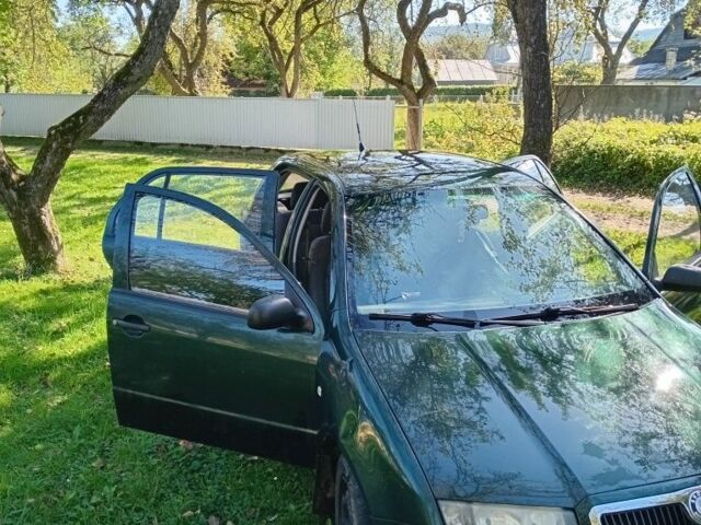 Зелений Шкода Фабія, об'ємом двигуна 1.4 л та пробігом 278 тис. км за 3100 $, фото 1 на Automoto.ua