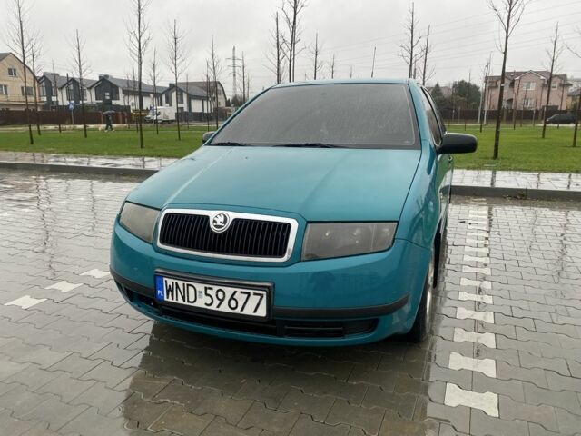 Зеленый Шкода Фабия, объемом двигателя 1.4 л и пробегом 350 тыс. км за 1450 $, фото 1 на Automoto.ua