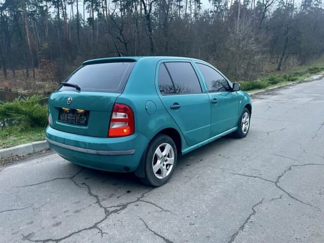 Зеленый Шкода Фабия, объемом двигателя 1.4 л и пробегом 1 тыс. км за 1550 $, фото 2 на Automoto.ua